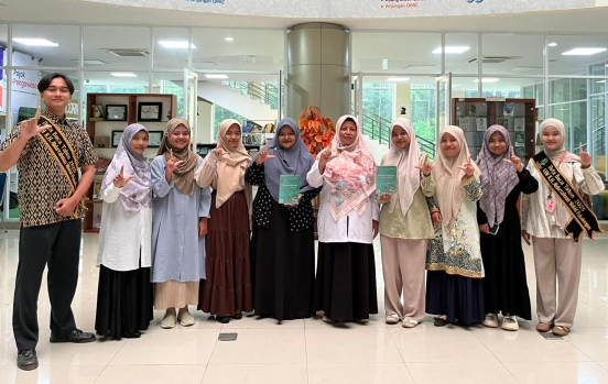 Image of Perpustakaan dan Cerita di Antara Buku, Tersimpan Kisah